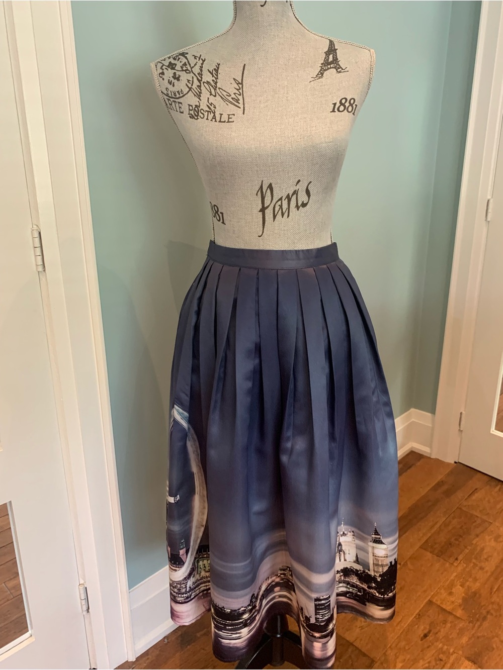 Chicwish Navy Pleated Midi Skirt with Scenic Hem Print